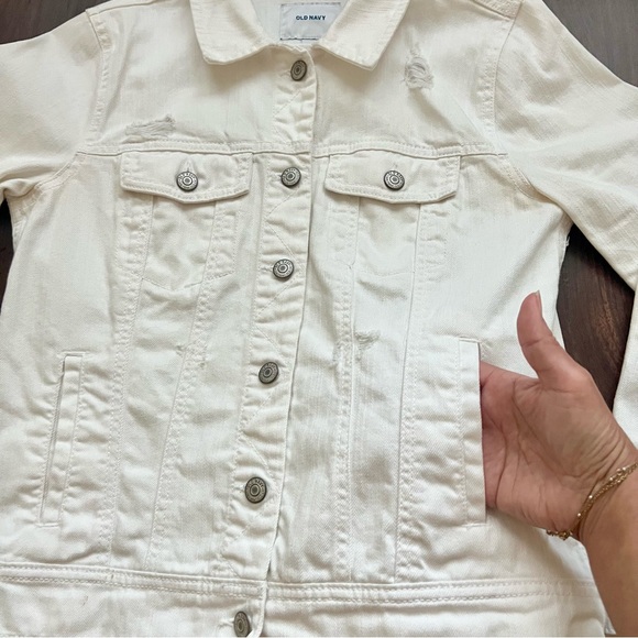 Old Navy White Distressed Button Up Denim Jean Jacket Women’s Size M - Picture 4 of 8